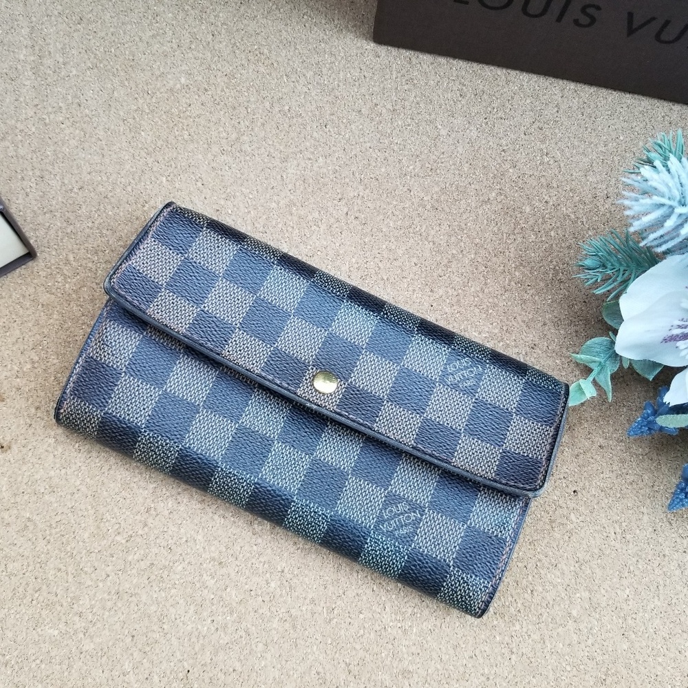 Louis Vuitton Sarah wallet Genuine - Picture 2 of 8